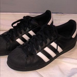 Men’s Black Adidas Superstars